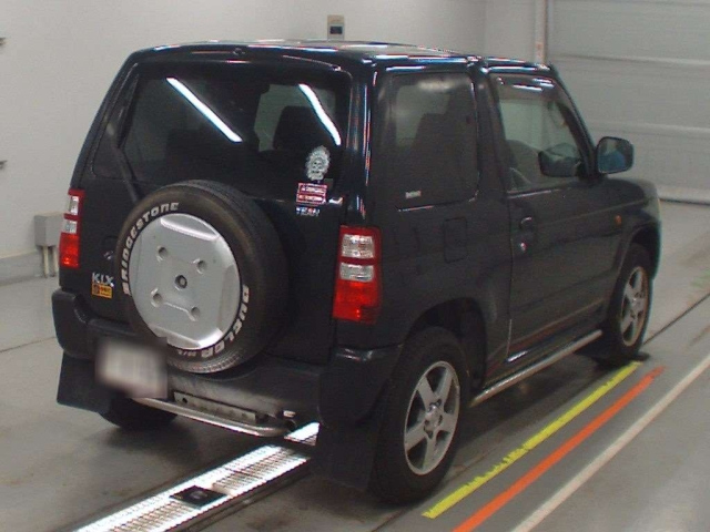 NISSAN KIX