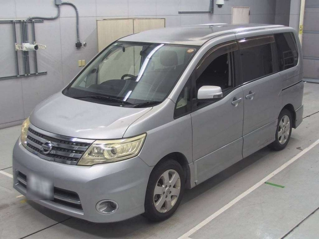 NISSAN SERENA