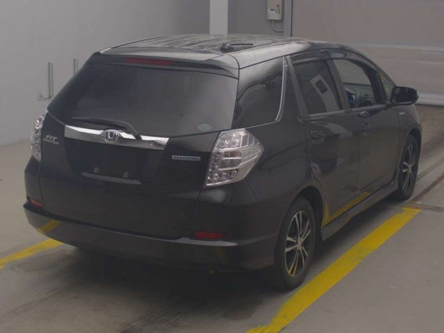 HONDA FIT SHUTTLE
