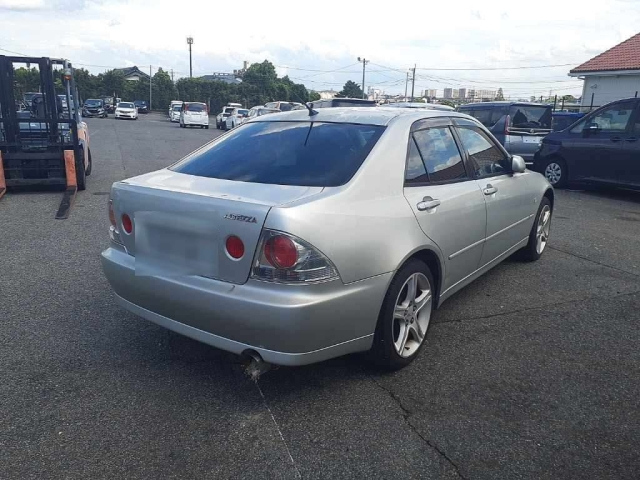 TOYOTA ALTEZZA