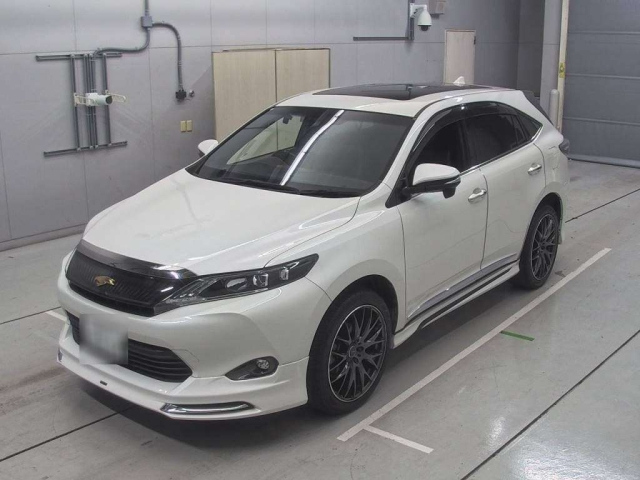 TOYOTA HARRIER