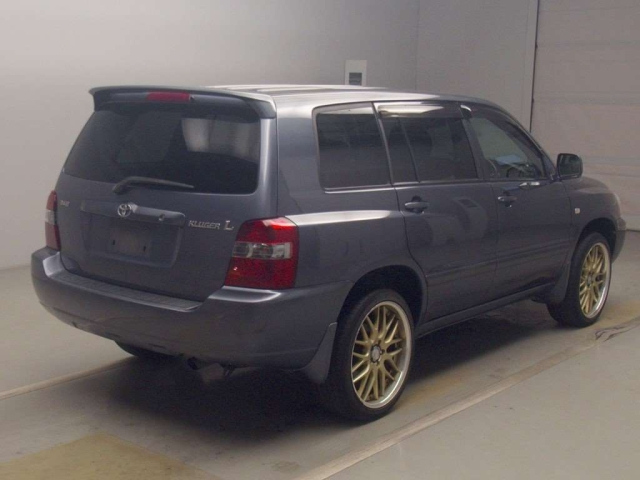 TOYOTA KLUGER