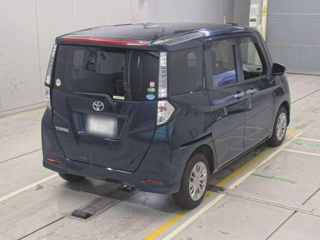 TOYOTA TANK