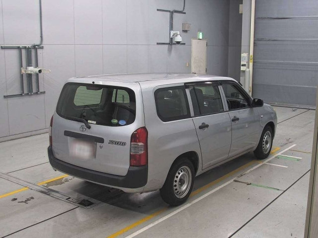 TOYOTA SUCCEED
