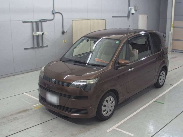 TOYOTA SPADE