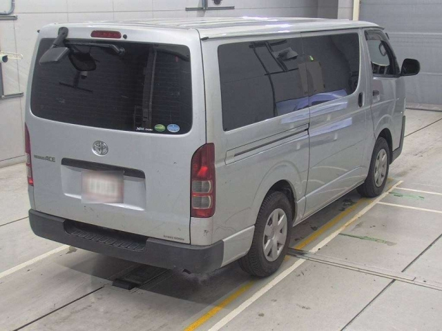 TOYOTA REGIUS ACE VAN