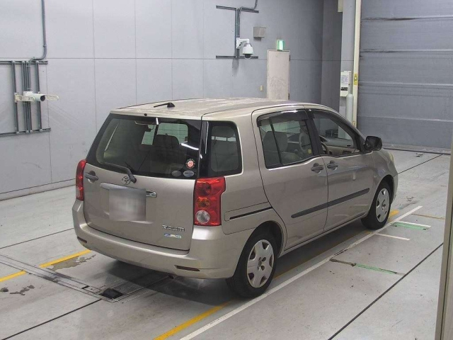 TOYOTA RAUM