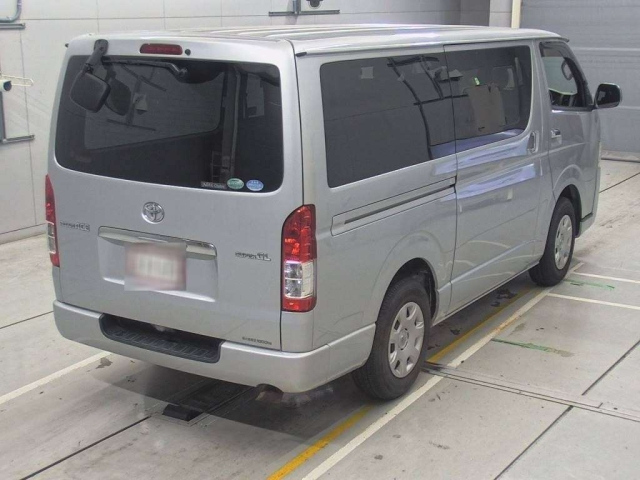 TOYOTA REGIUS ACE VAN