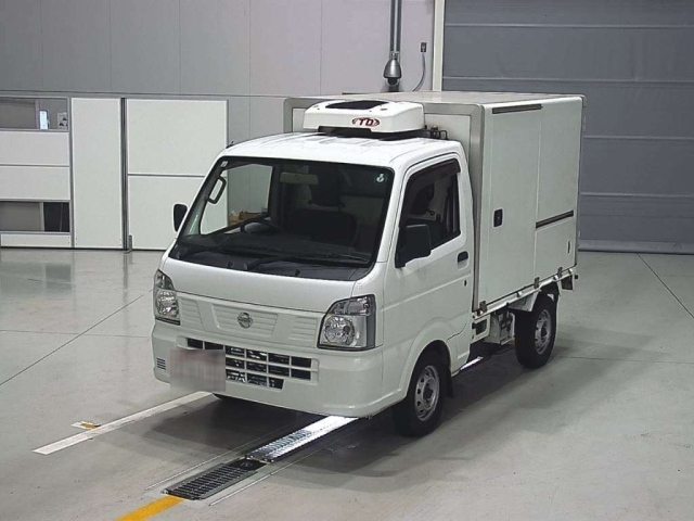 NISSAN CLIPPER TRUCK