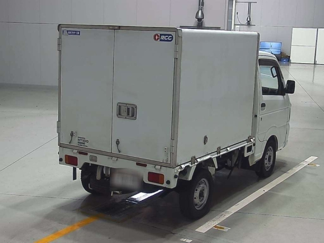 NISSAN CLIPPER TRUCK