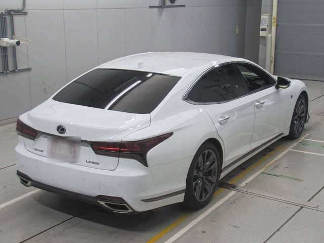 LEXUS LS