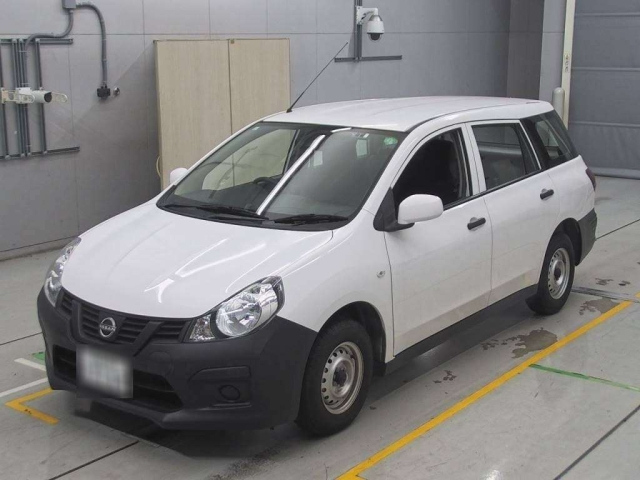 NISSAN AD
