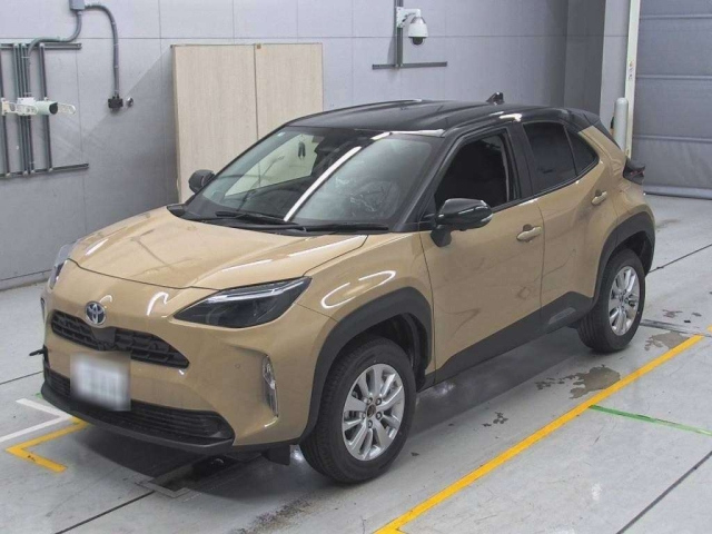 TOYOTA YARIS CROSS