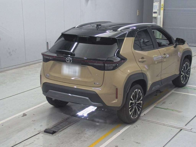 TOYOTA YARIS CROSS
