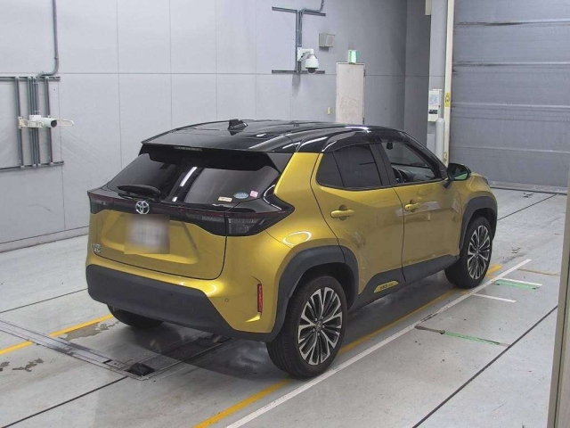 TOYOTA YARIS CROSS