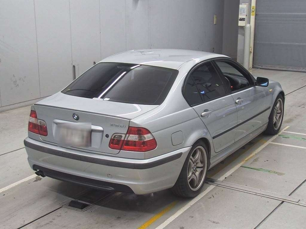 BMW 3 SERIES