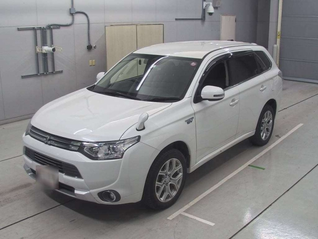 MITSUBISHI OUTLANDER PHEV