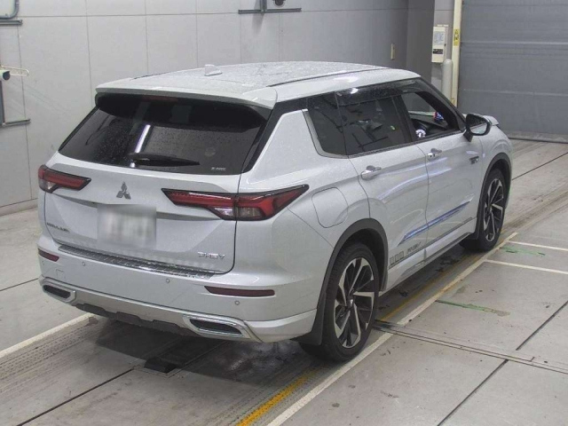 MITSUBISHI OUTLANDER PHEV