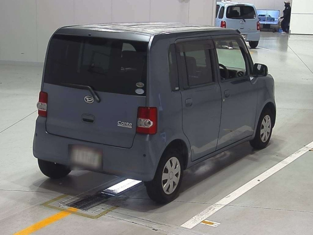 DAIHATSU MOVE CONTE
