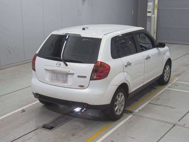 MAZDA VERISA