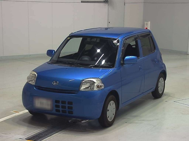 DAIHATSU ESSE