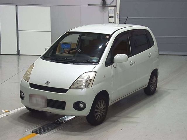 SUZUKI MRWAGON