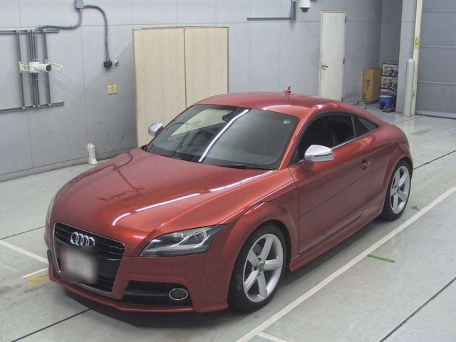 AUDI TT