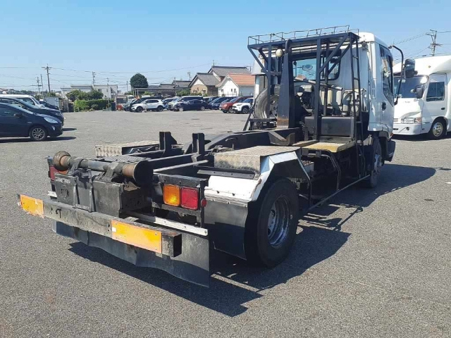 ISUZU FORWARD
