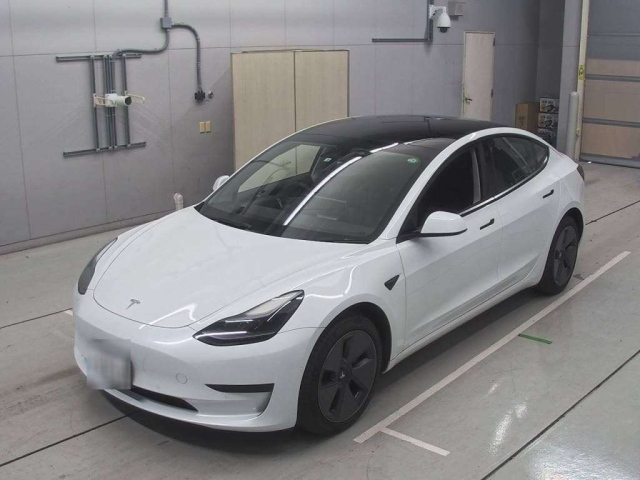 TESLA MODEL3