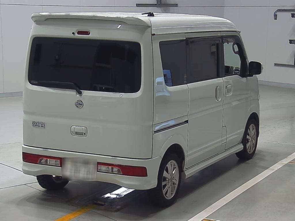 NISSAN CLIPPER RIO