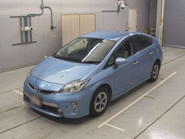 TOYOTA PRIUS PHV