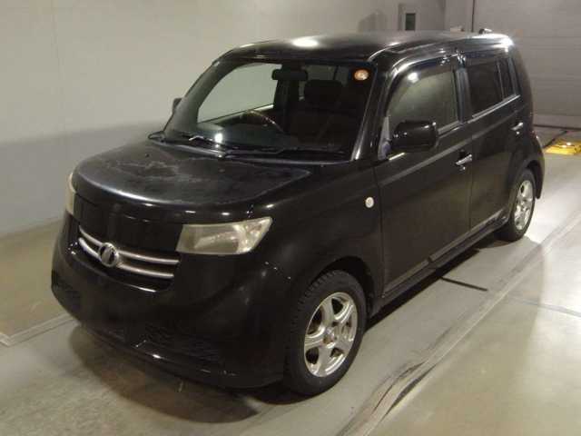 TOYOTA BB