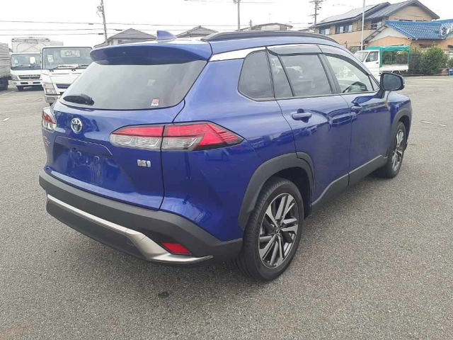 TOYOTA COROLLA CROSS