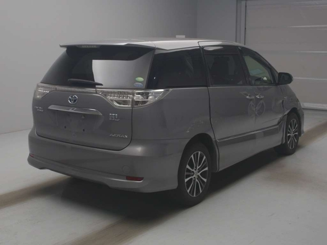 TOYOTA ESTIMA HYBRID