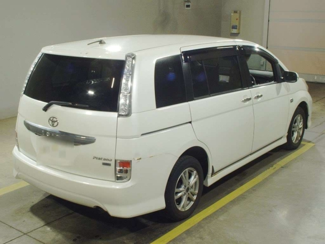 TOYOTA ISIS