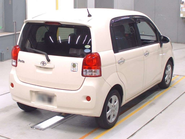 TOYOTA PORTE