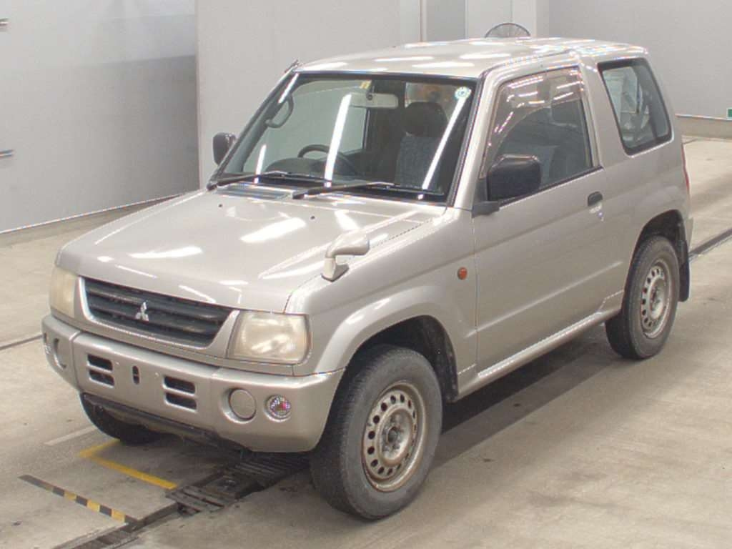 MITSUBISHI PAJERO MINI