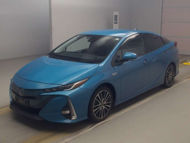 TOYOTA PRIUS PHV