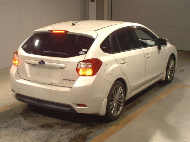 SUBARU IMPREZA