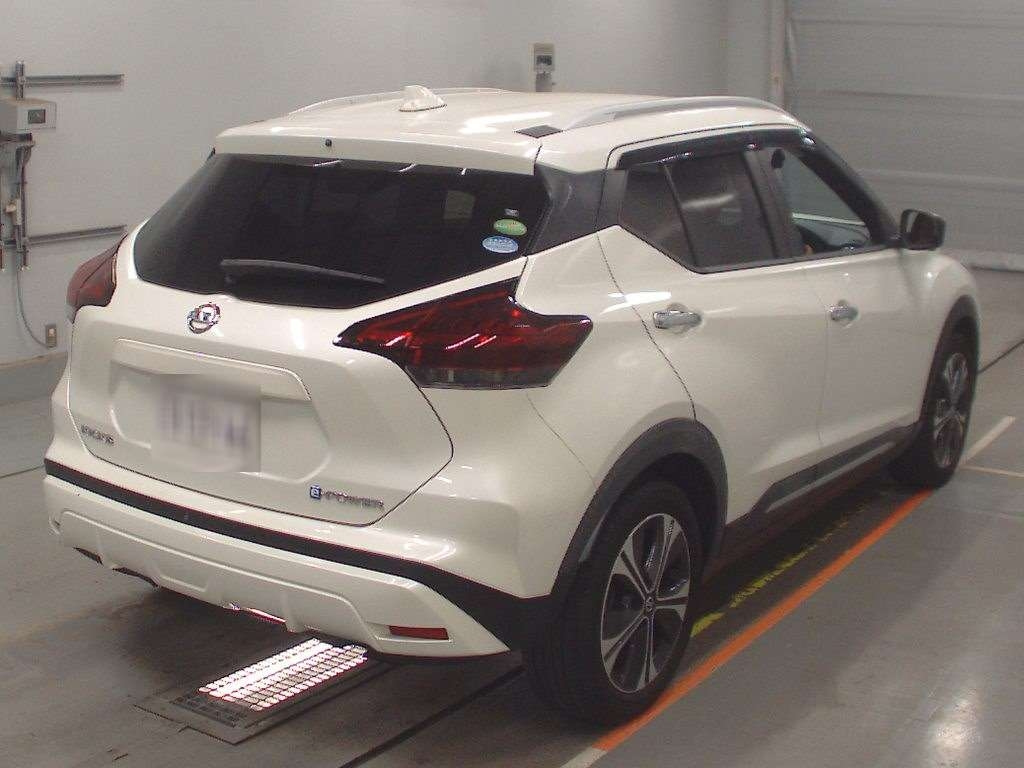 NISSAN KIX