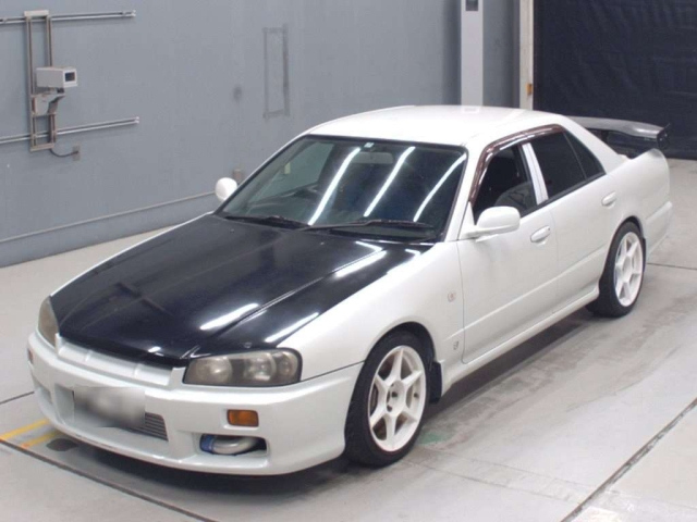 NISSAN SKYLINE
