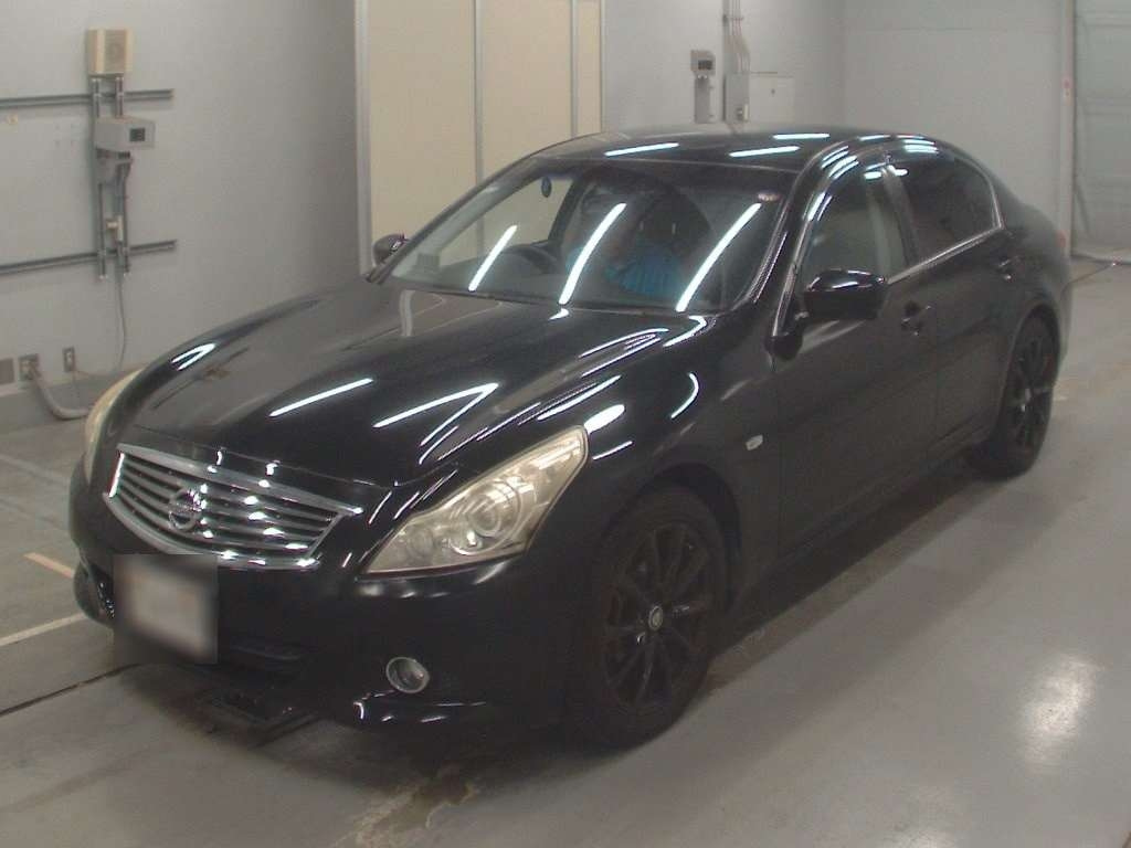 NISSAN SKYLINE