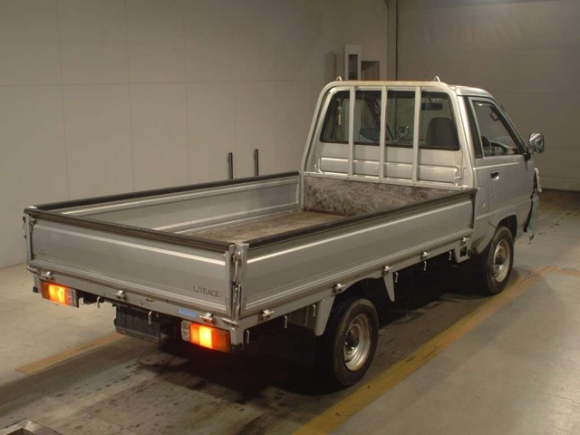 TOYOTA LITE ACE TRUCK