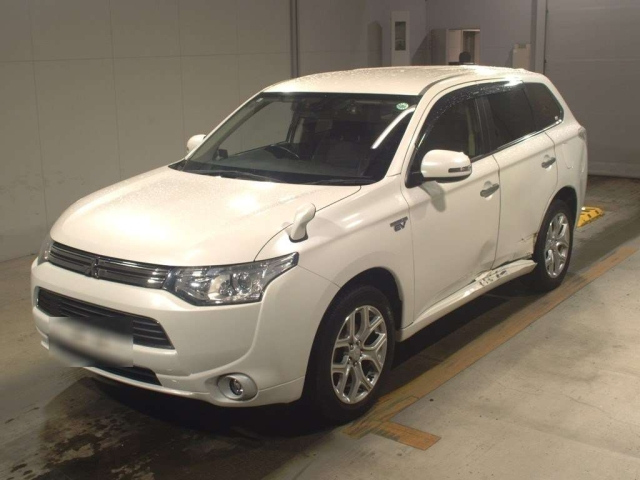 MITSUBISHI OUTLANDER PHEV