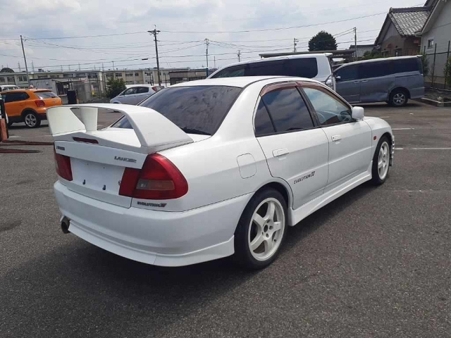 MITSUBISHI LANCER