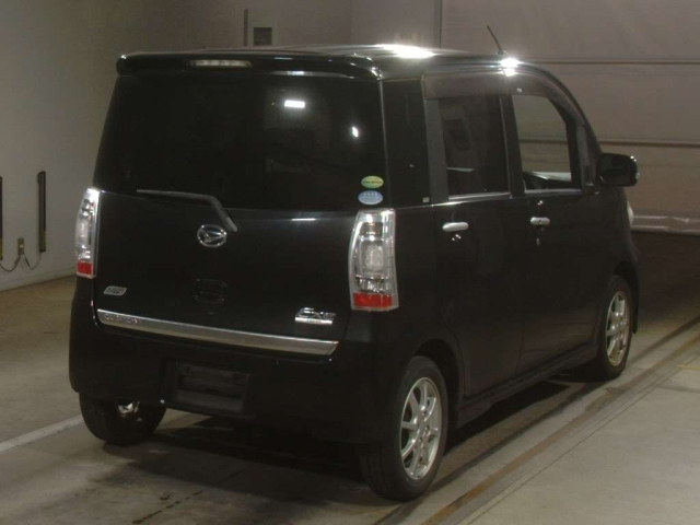DAIHATSU TANTO EXE