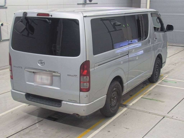 TOYOTA REGIUS ACE VAN