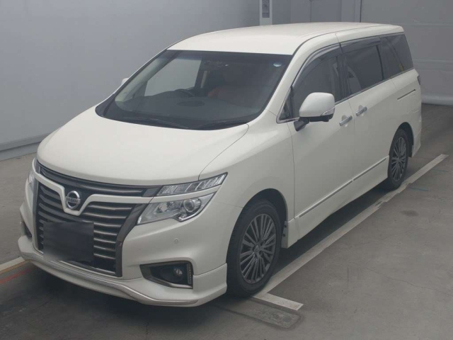 NISSAN ELGRAND