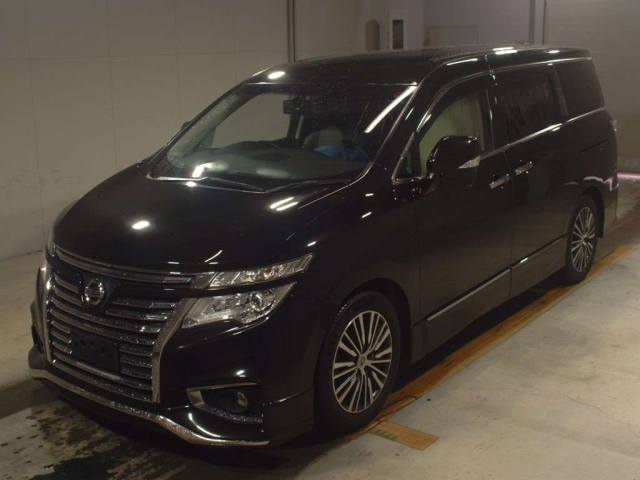 NISSAN ELGRAND
