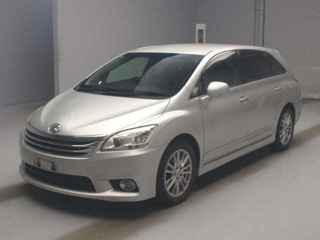 TOYOTA MARK X ZIO